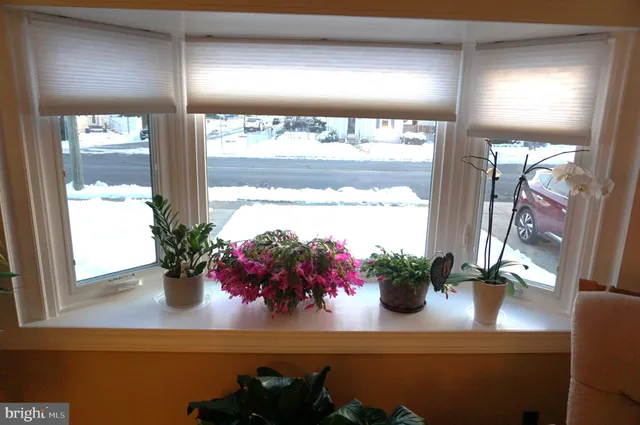 $399,000 | 2098 South Olden Avenue, Hamilton, NJ 08610