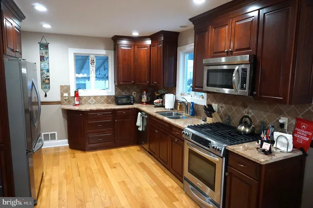 $399,000 | 2098 South Olden Avenue, Hamilton, NJ 08610