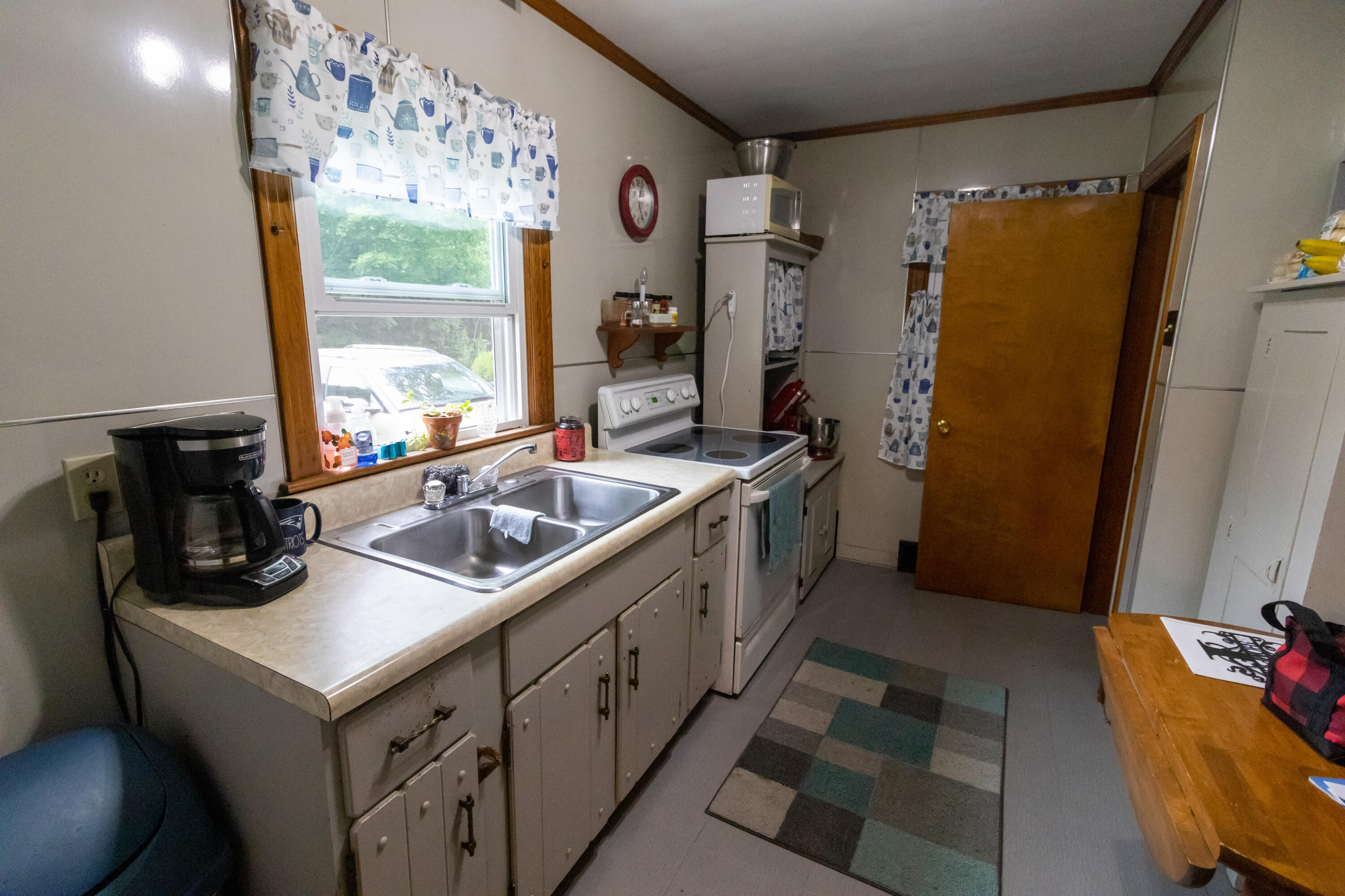 146 Old Brunswick Road Gardiner, ME 04345 - Photo 9 of 11 IMG_3925