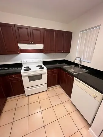 $2,100 | 2690 West 76th Street, Unit 106, Hialeah, FL 33016