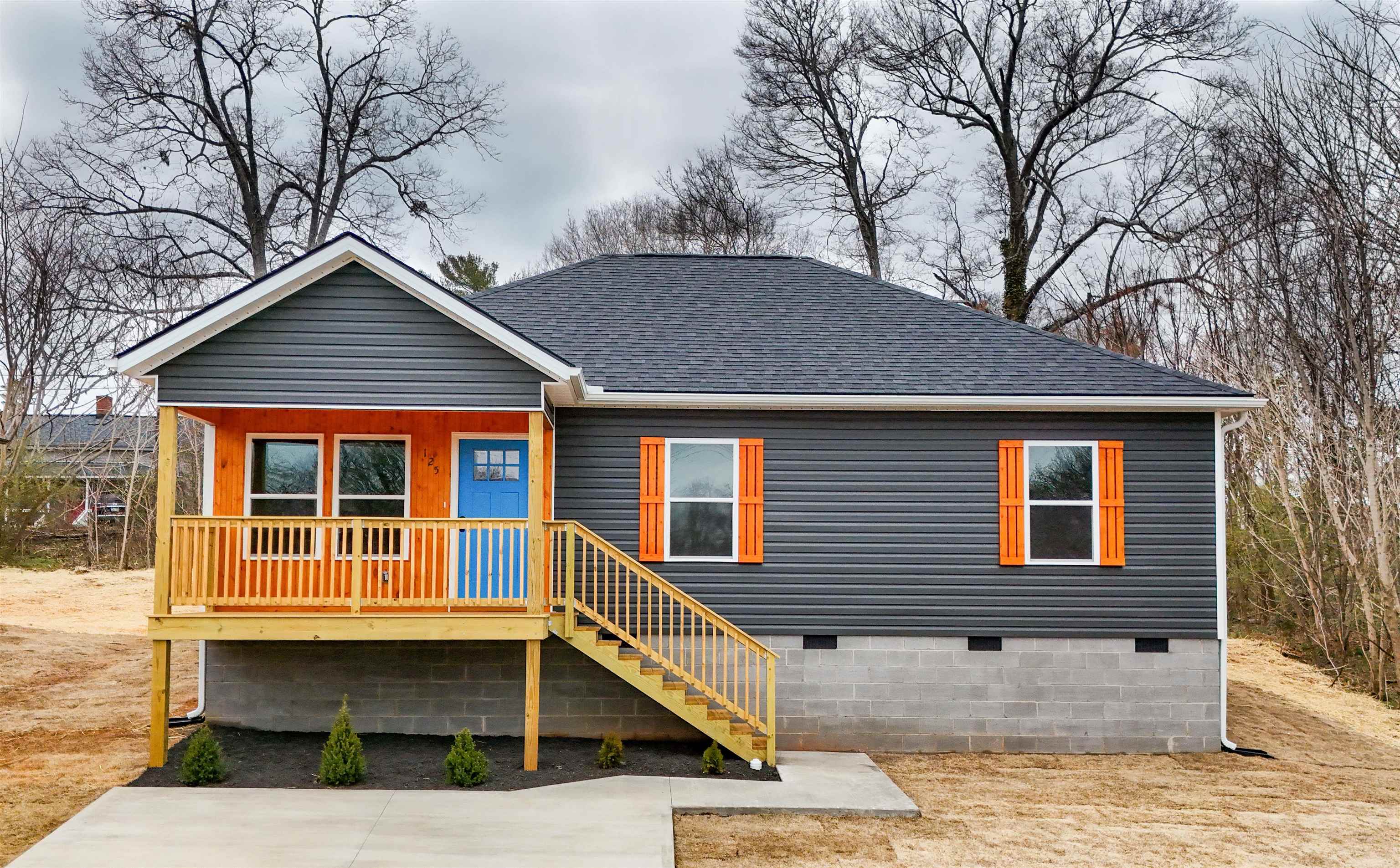 125 South Middle Street Spartanburg, SC 29307 - Photo 2 of 17