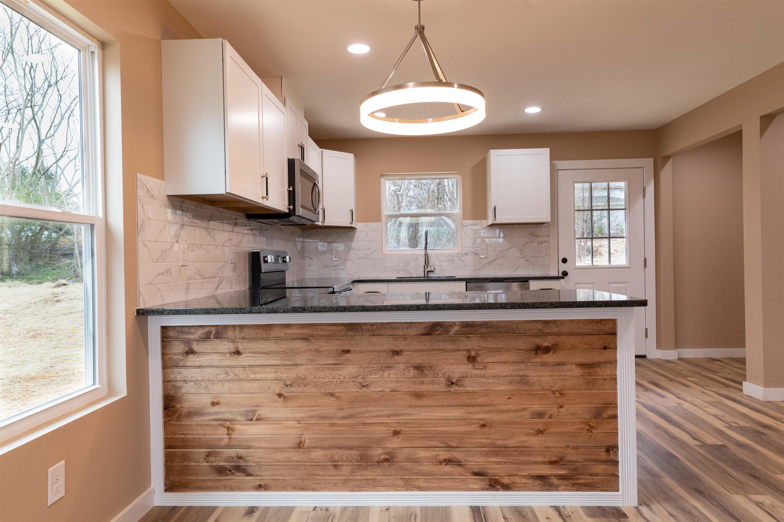 125 South Middle Street Spartanburg, SC 29307 - Photo 7 of 17