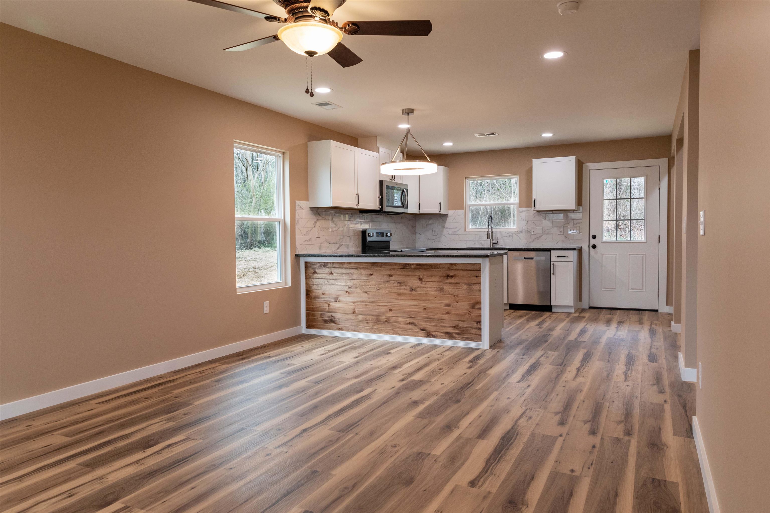 125 South Middle Street Spartanburg, SC 29307 - Photo 8 of 17