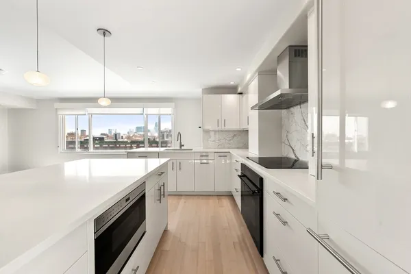 $4,300 | 280 Harvard Street, Unit 5D, Cambridge, MA 02139