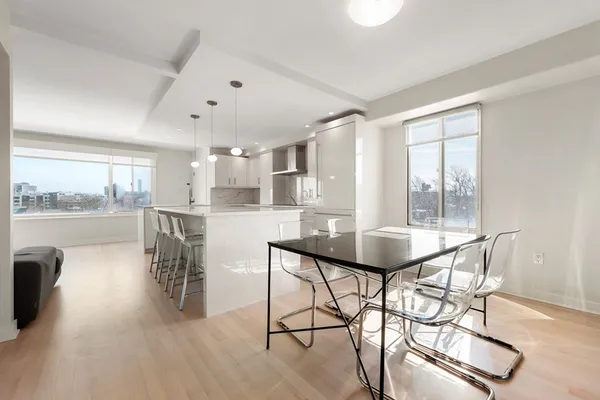 $4,300 | 280 Harvard Street, Unit 5D, Cambridge, MA 02139