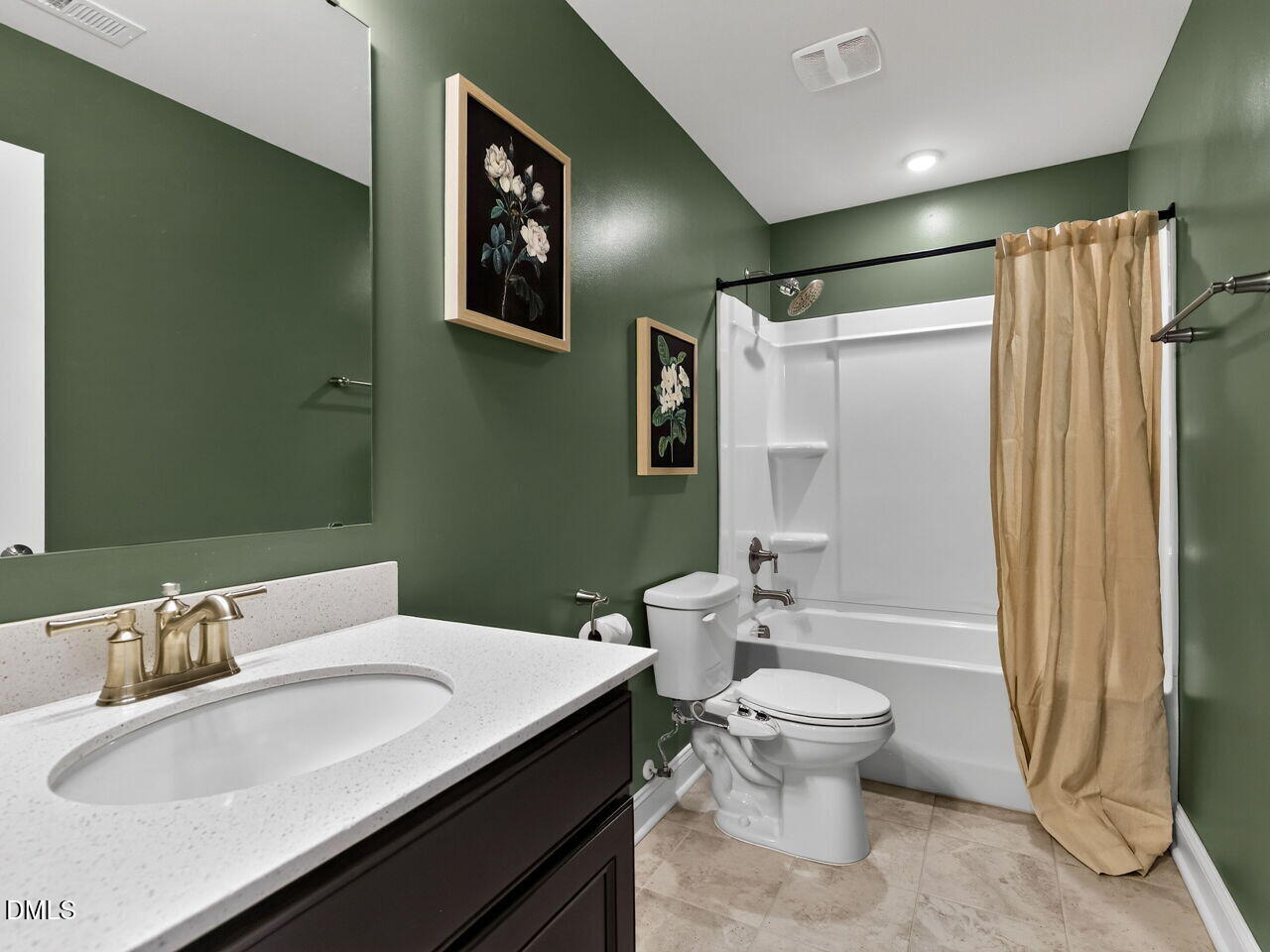 144 Orchard Peach Road Garner, NC 27529 - Photo 25 of 35 028-1280x960-hall-bath