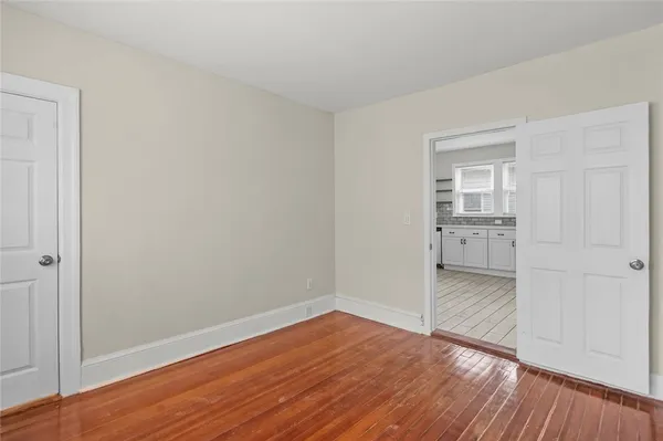 $2,300 | 123 Radcliffe Avenue, Unit 2, Providence, RI 02908