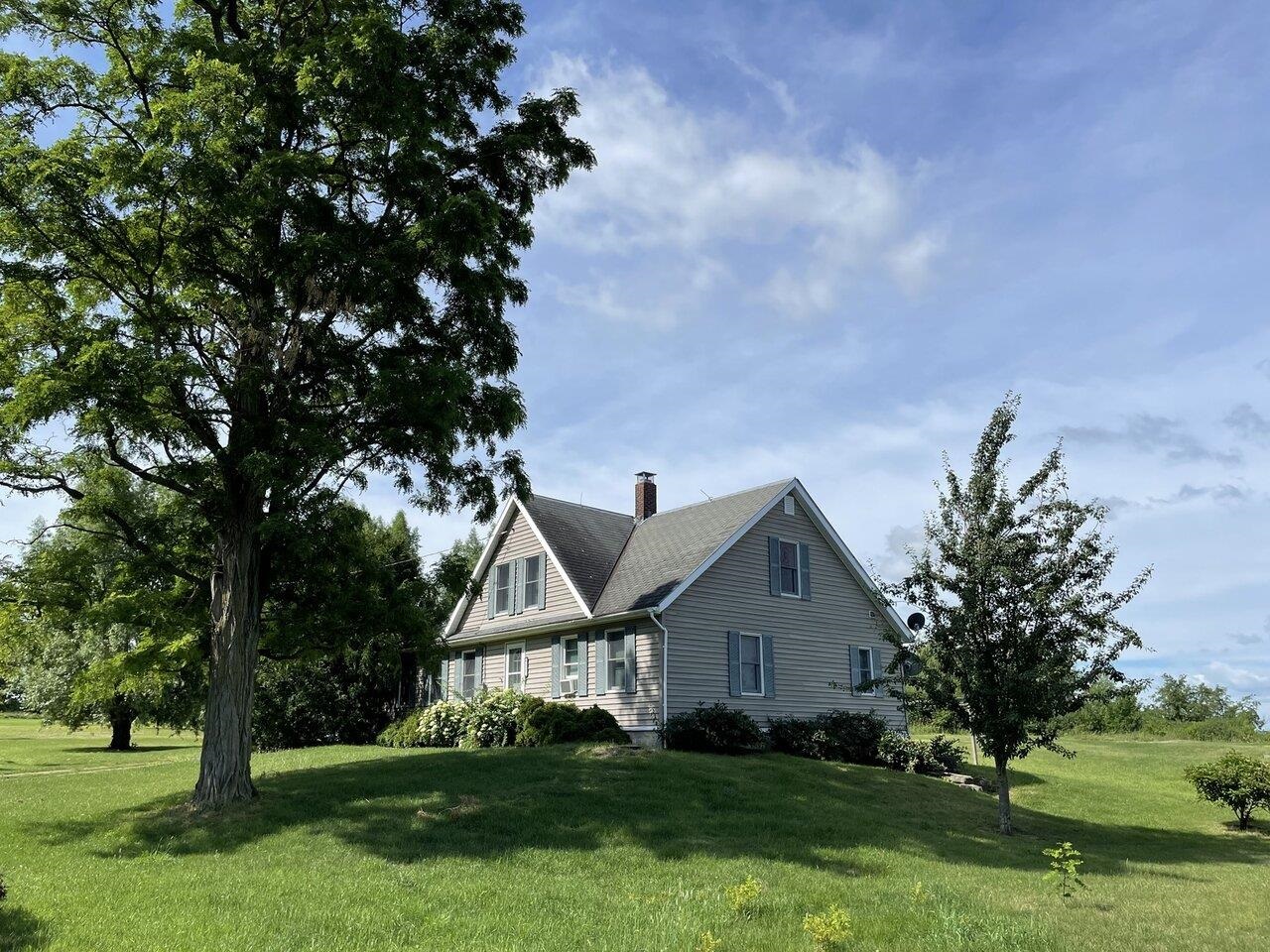 912 Mountain Road Addison, VT 05491 - Photo 1 of 34