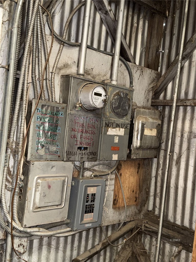 311 South Curry Street Tehachapi, CA 93561 - Photo 12 of 13 Power