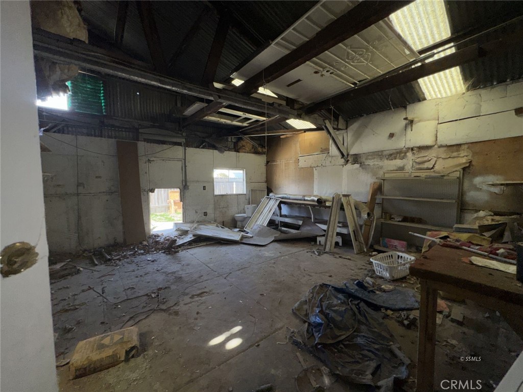 311 South Curry Street Tehachapi, CA 93561 - Photo 9 of 13 Back area