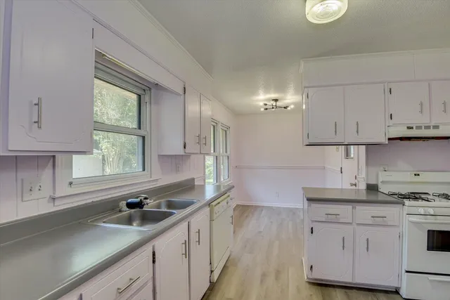 $1,800 | 2021 Arcadia Court, North Augusta, SC 29841