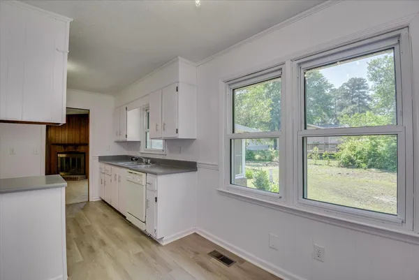 $1,590 | 2021 Arcadia Court, North Augusta, SC 29841