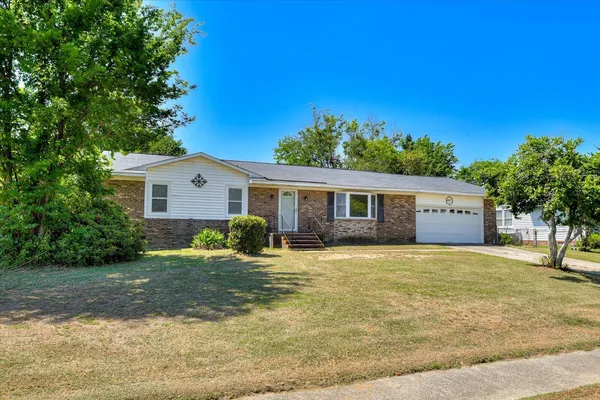 $1,590 | 2021 Arcadia Court, North Augusta, SC 29841