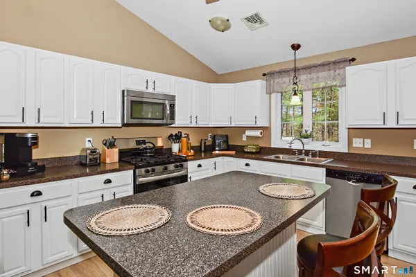 $679,900 | 56 Salmon Drive, Brooklyn, CT 06234