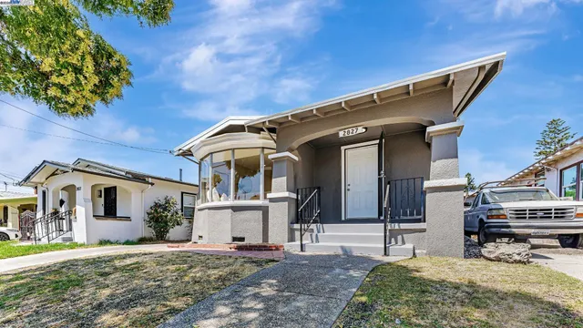 $649,900 | 2827 Bartlett Street, Oakland, CA 94602