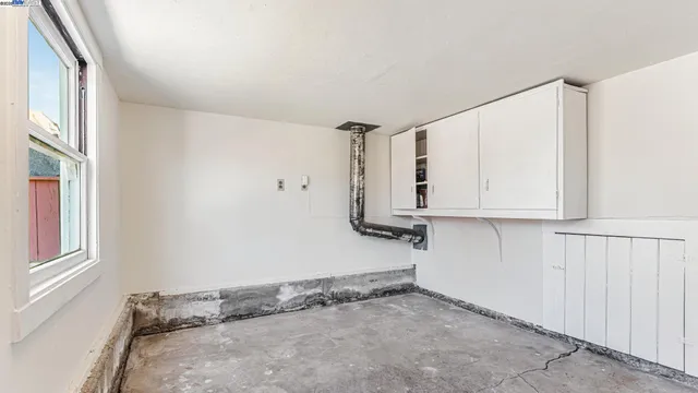 $649,900 | 2827 Bartlett Street, Oakland, CA 94602