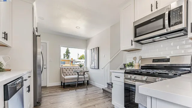 $649,900 | 2827 Bartlett Street, Oakland, CA 94602