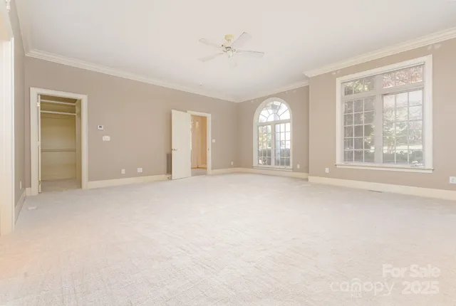 $760,000 | 811 14th Avenue Northwest, Hickory, NC 28601