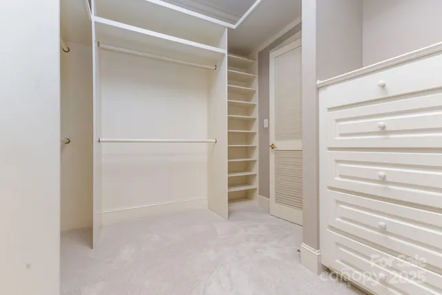 $760,000 | 811 14th Avenue Northwest, Hickory, NC 28601