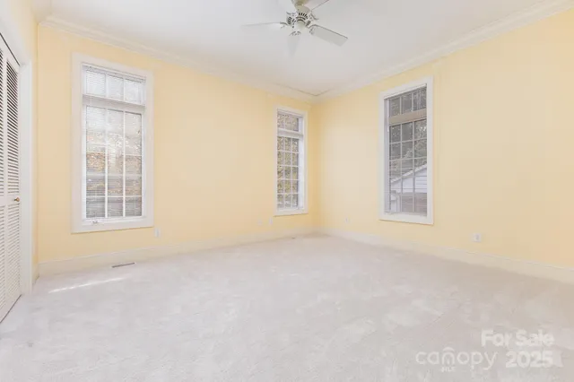 $760,000 | 811 14th Avenue Northwest, Hickory, NC 28601