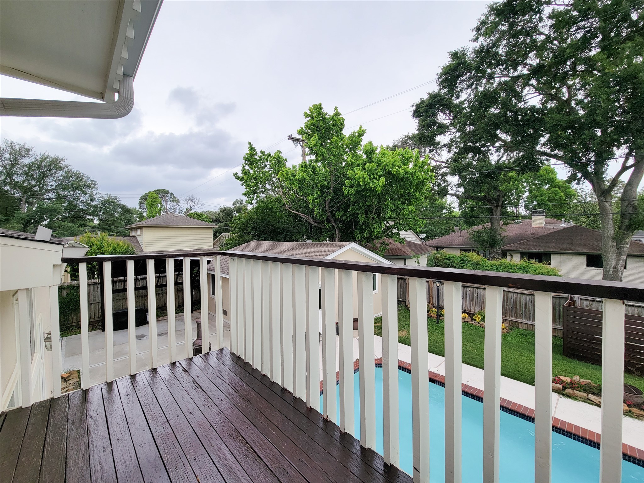 5654 Cheena Drive Houston, TX 77096 - Photo 38 of 50 a view of a wooden roof deck