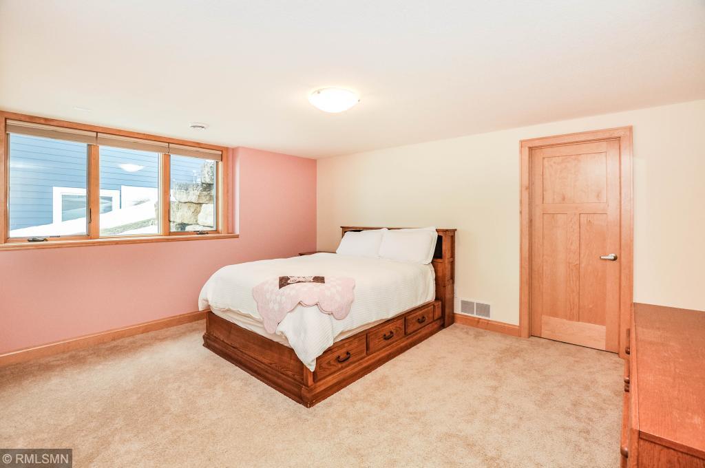 3986 Autumn Lake Court Southwest Rochester, MN 55902 - Photo 50 of 51 Gallery Image 50