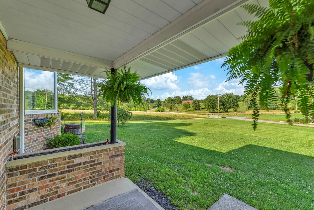 4035 Gatewood Road Fayetteville, WV 25840 - Photo 11 of 75 Gallery Image 11