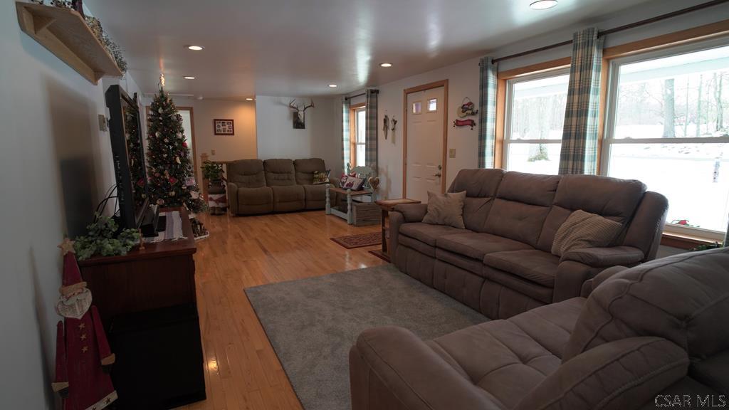 3119 West Mattie Road Breezewood, PA 15533 - Photo 6 of 36