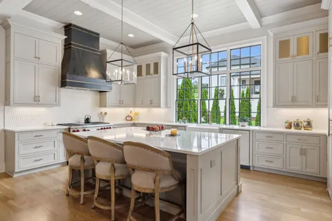 $2,999,900 | 8118 Heirloom Boulevard, College Grove, TN 37046