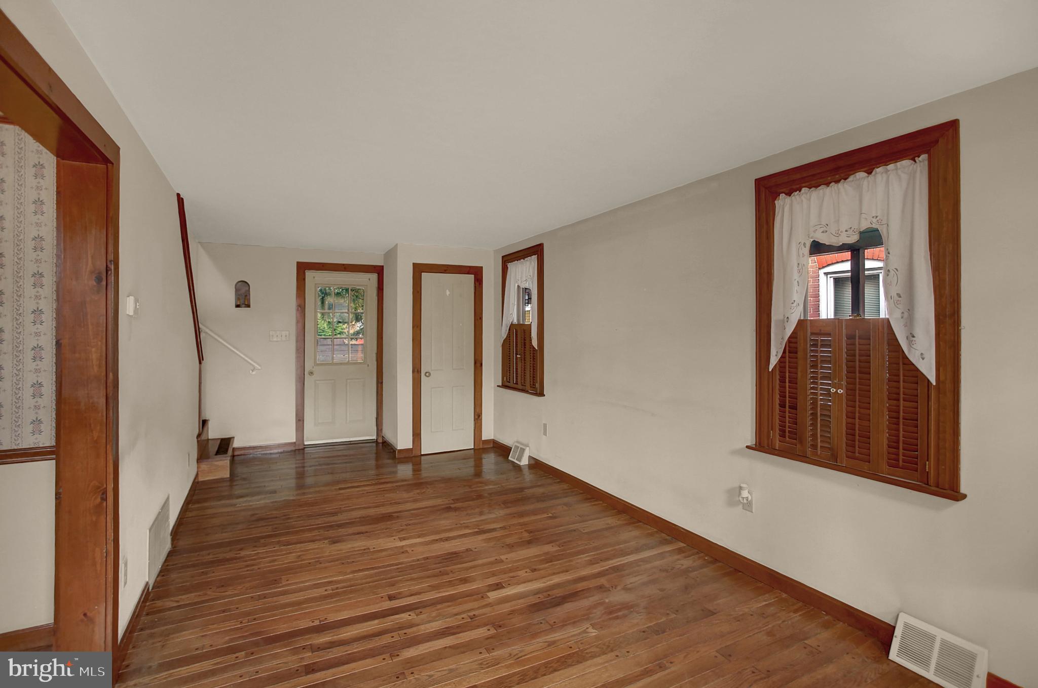 131 North Liberty Street Lititz, PA 17543 - Photo 13 of 34