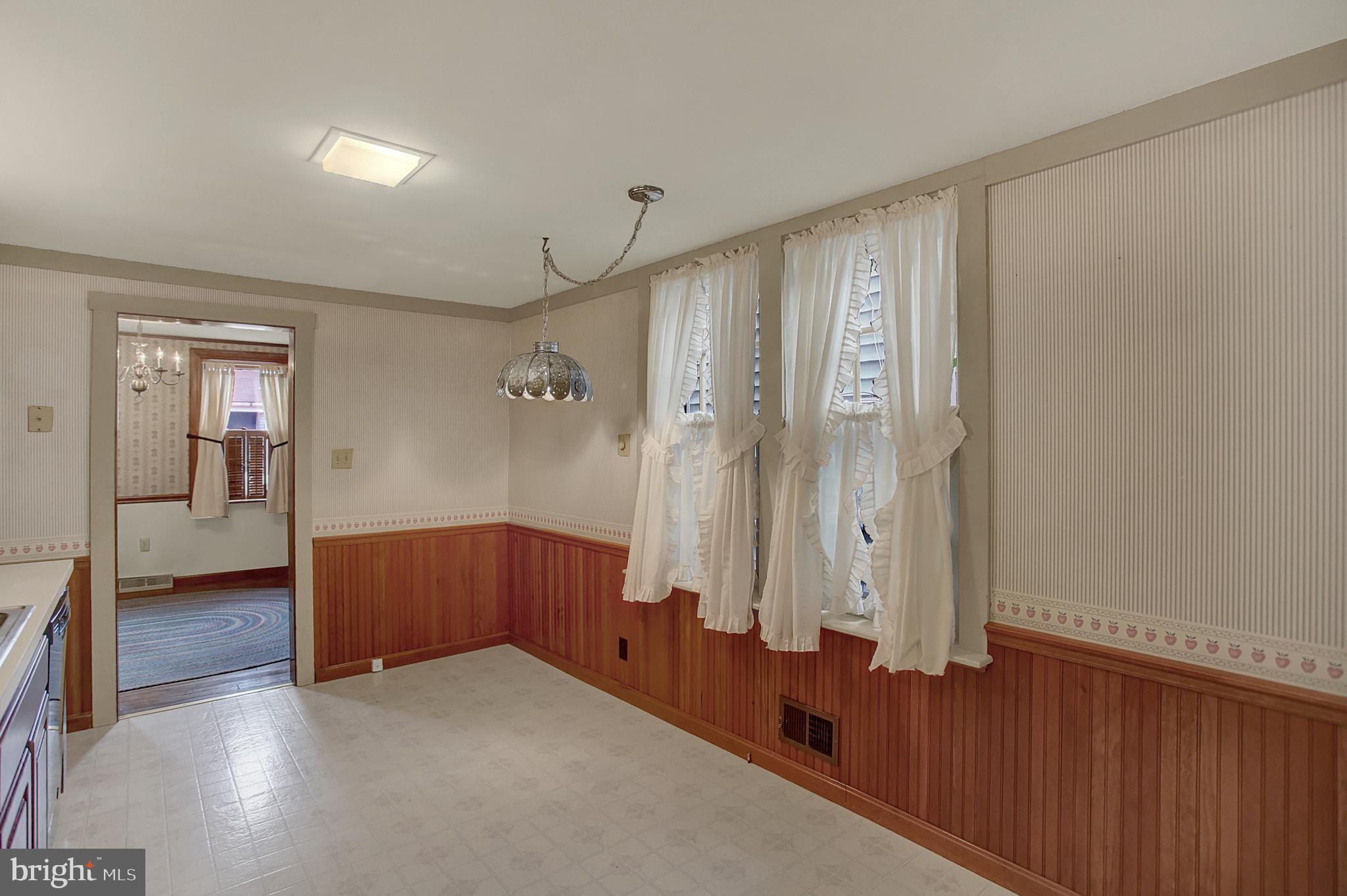131 North Liberty Street Lititz, PA 17543 - Photo 17 of 34