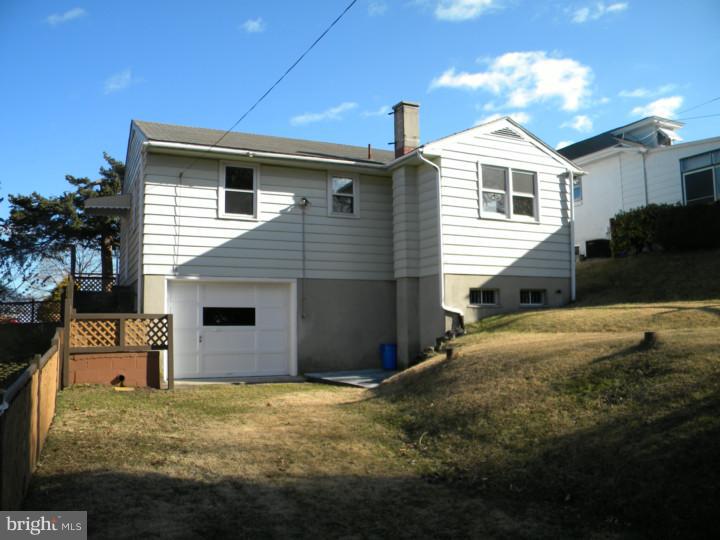 1509 A Ridge Avenue Reading, PA 19607 - Photo 3 of 21 Exterior Back