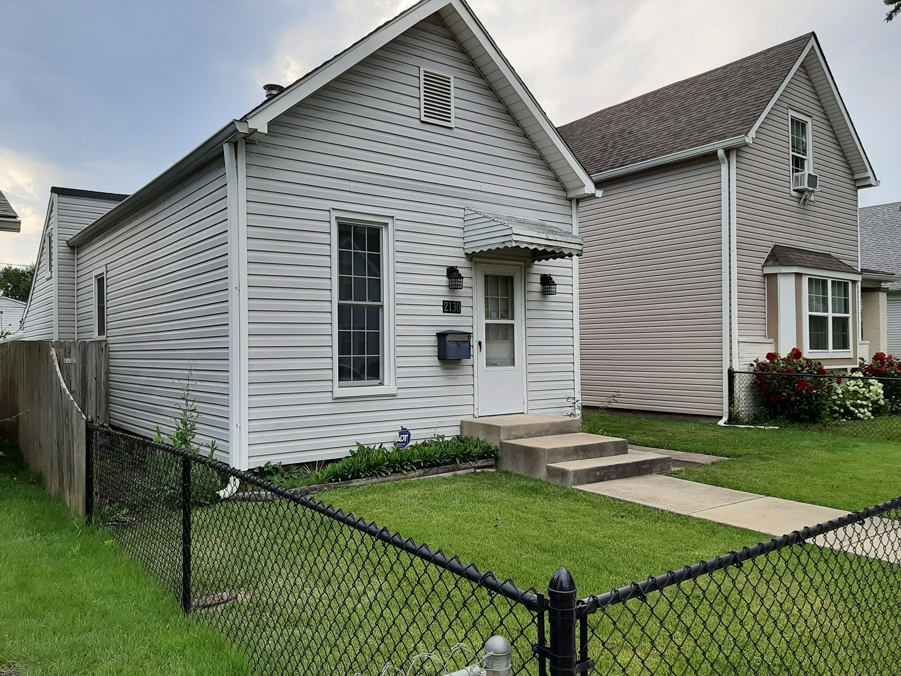 2130 Delaware Street Indianapolis, IN 46225 - Photo 2 of 22