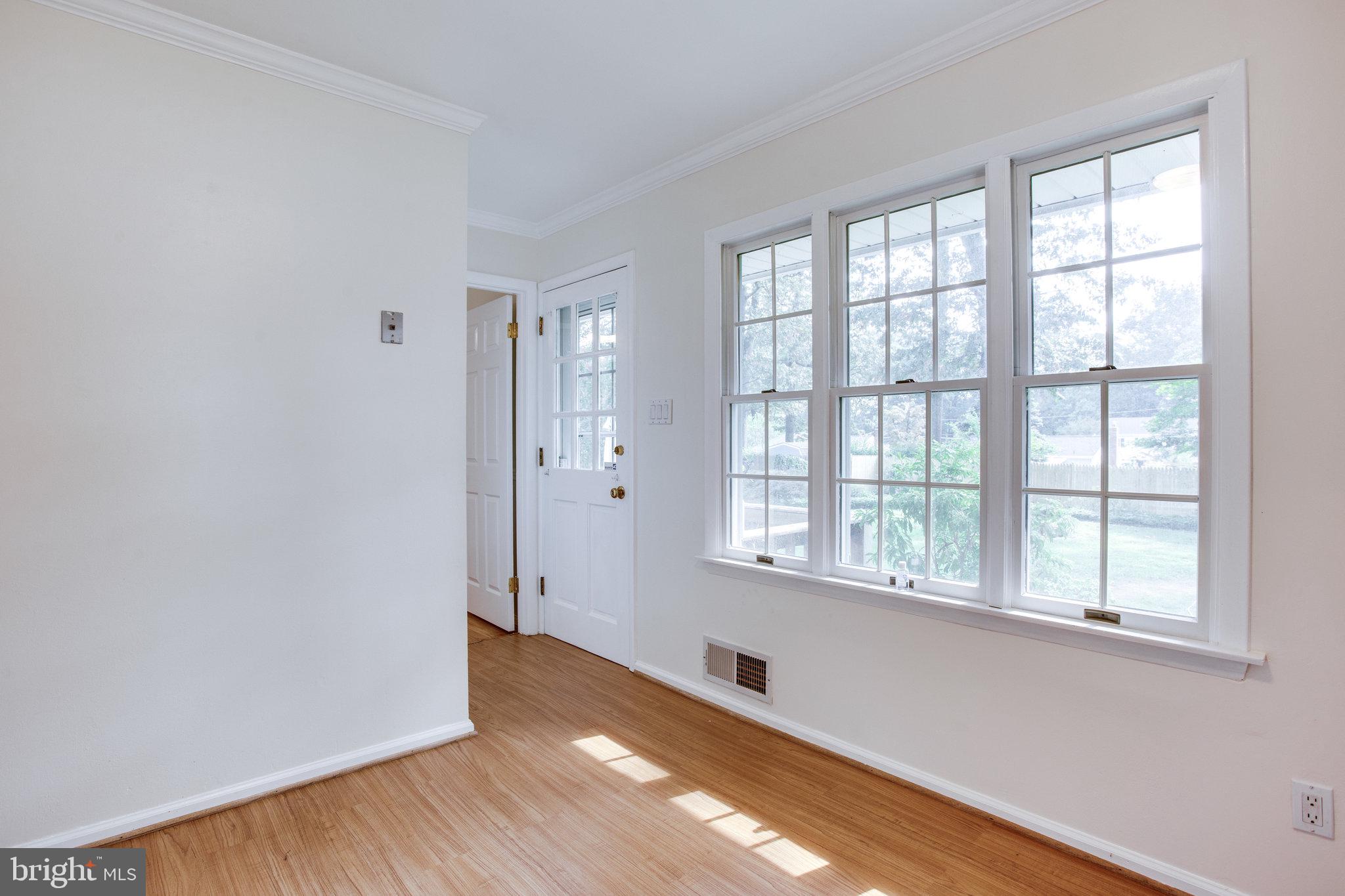 105 Rolling Road Gaithersburg, MD 20877 - Photo 22 of 46 Gallery Image 22
