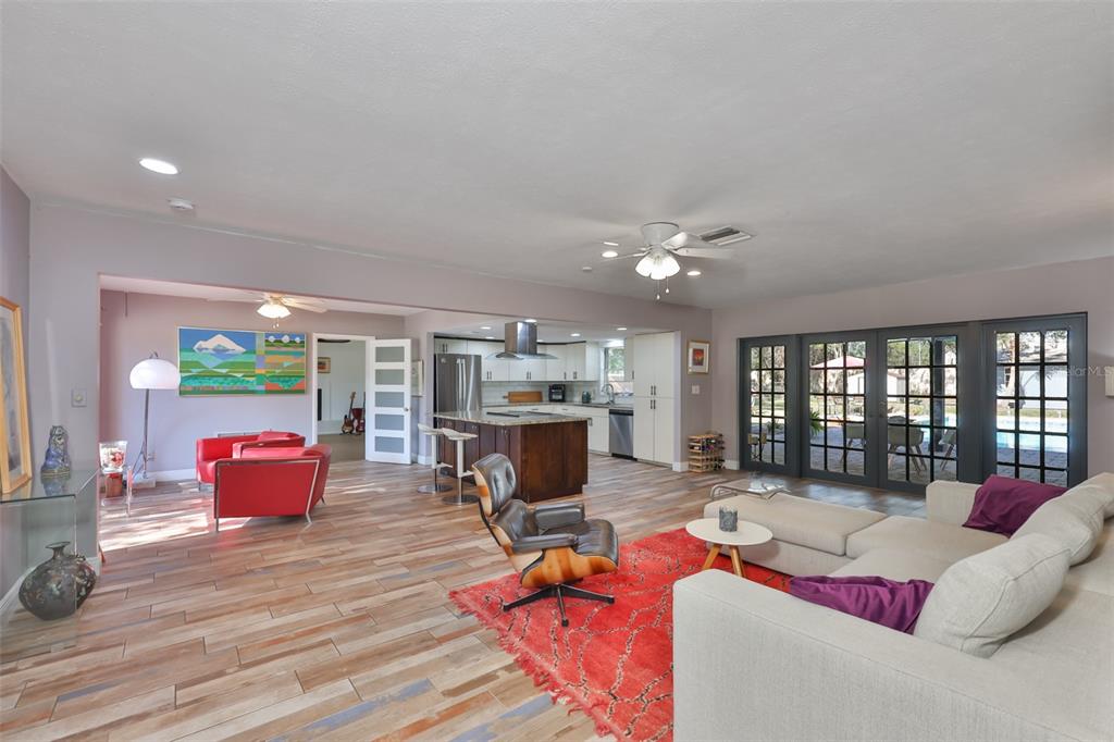 3506 Hillgrove Road Valrico, FL 33596 - Photo 13 of 61
