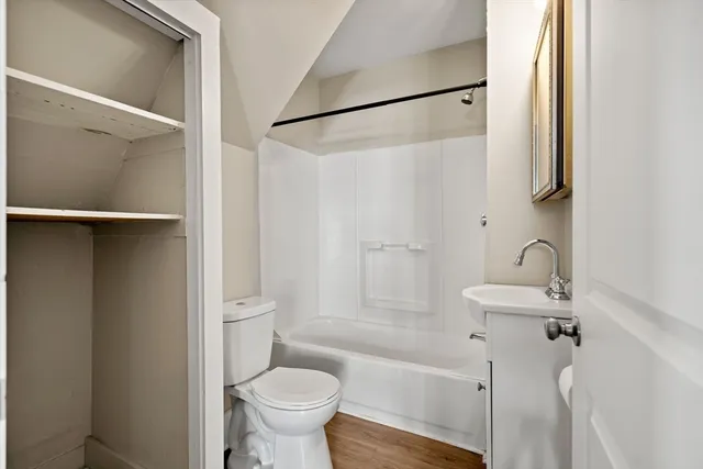 $1,975 | 20-22 Lafayette Road, Unit 1R, Ipswich, MA 01938