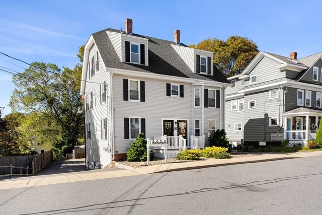 $1,975 | 20-22 Lafayette Road, Unit 1R, Ipswich, MA 01938