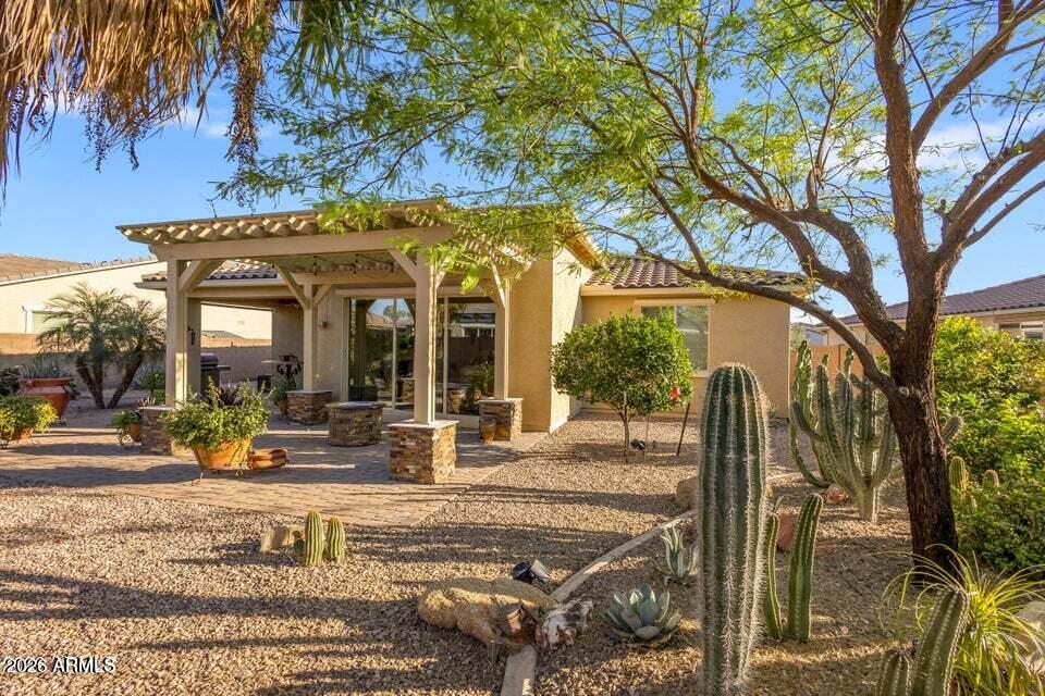 9014 West Ruth Avenue Peoria, AZ 85345 - Photo 1 of 16 Firepit with cover.