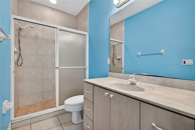 $1,200,000 | 6476 Pine Avenue, Sanibel, FL 33957