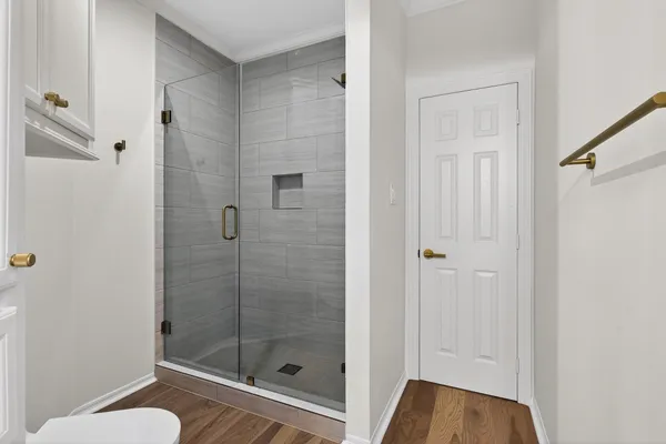 $1,400,000 | 2 Argonne Place, The Woodlands, TX 77382