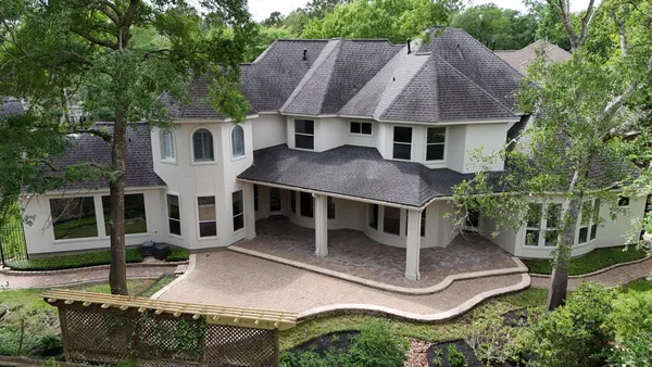 $1,400,000 | 2 Argonne Place, The Woodlands, TX 77382