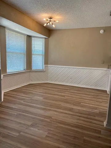 $1,800 | 2510 Cedarcrest Court, Granbury, TX 76048