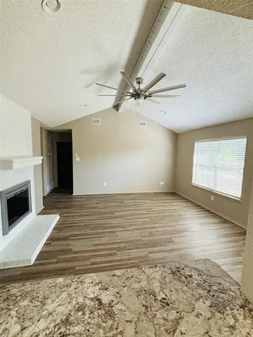 $1,800 | 2510 Cedarcrest Court, Granbury, TX 76048