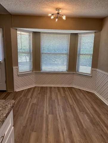 $1,800 | 2510 Cedarcrest Court, Granbury, TX 76048