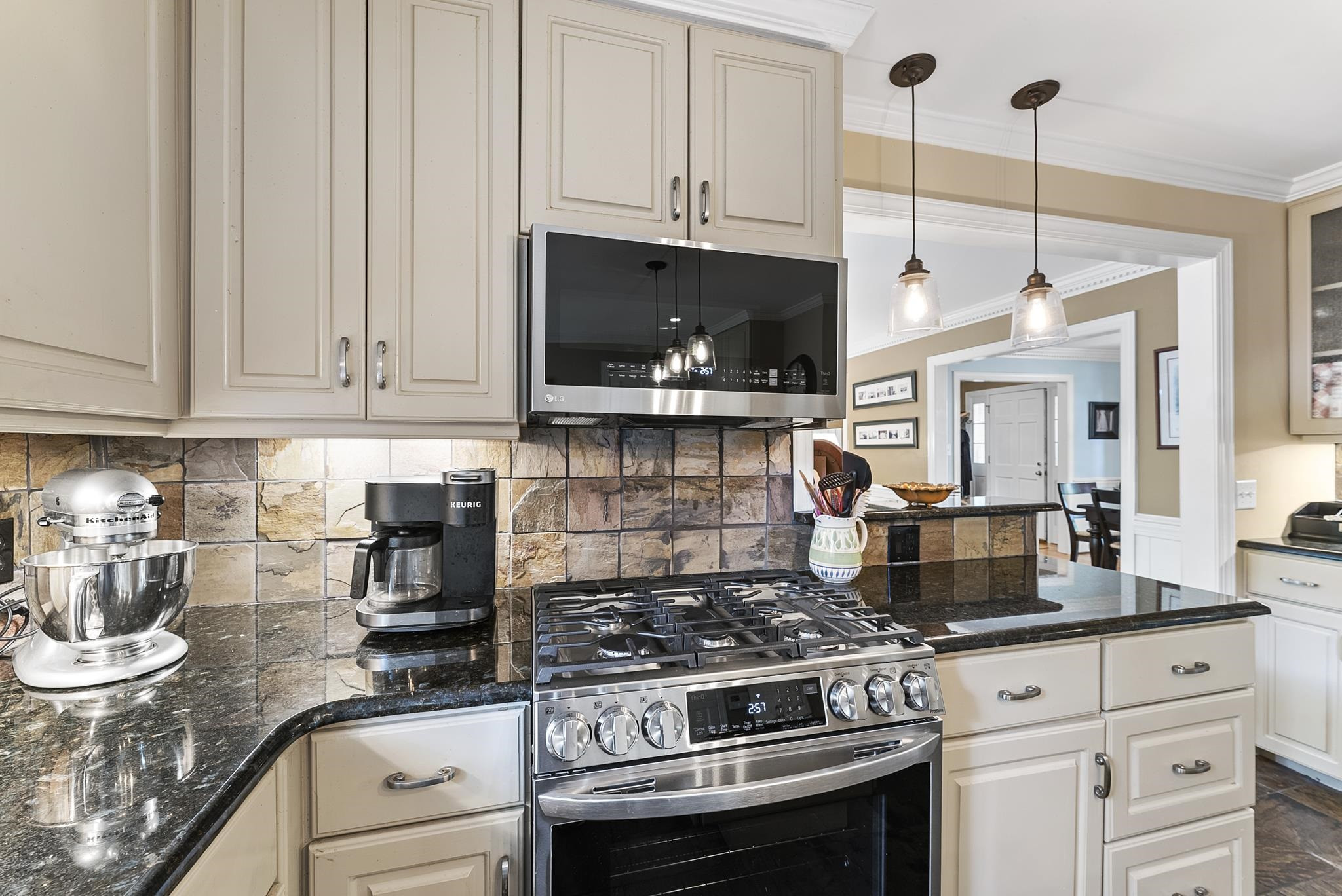 6109 Redmond Court Raleigh, NC 27612 - Photo 18 of 33 Photo 18