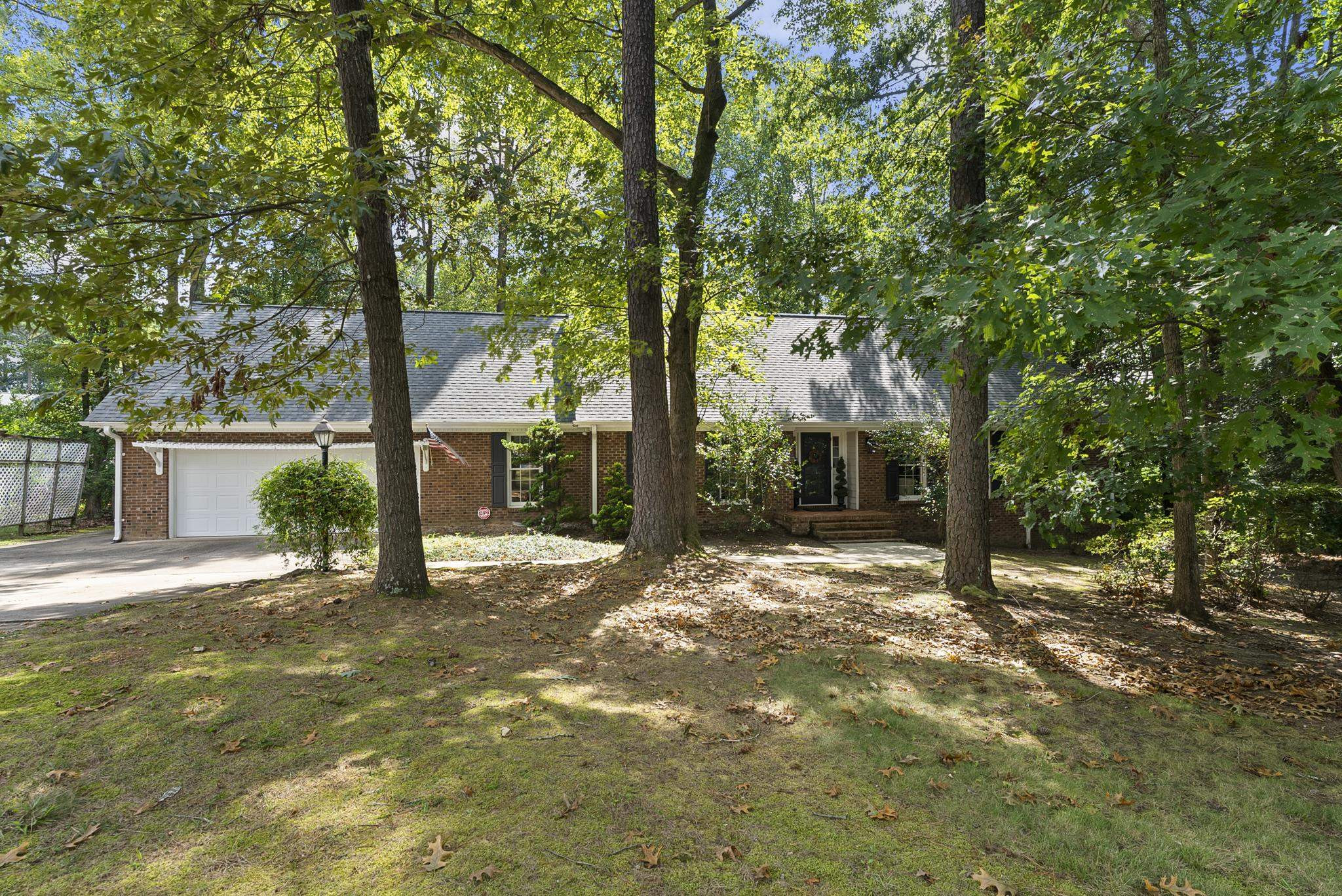 6109 Redmond Court Raleigh, NC 27612 - Photo 2 of 33 Photo 2