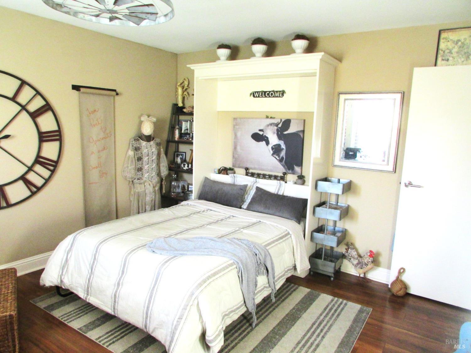 7409 Oakmont Drive Santa Rosa, CA 95409 - Photo 23 of 44 Murphy Bed Front