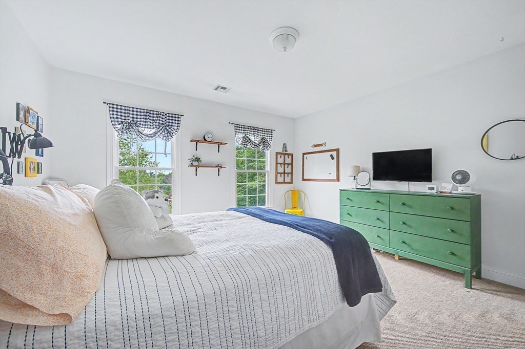 13 Hearthstone Road Hopkinton, MA 01748 - Photo 20 of 36
