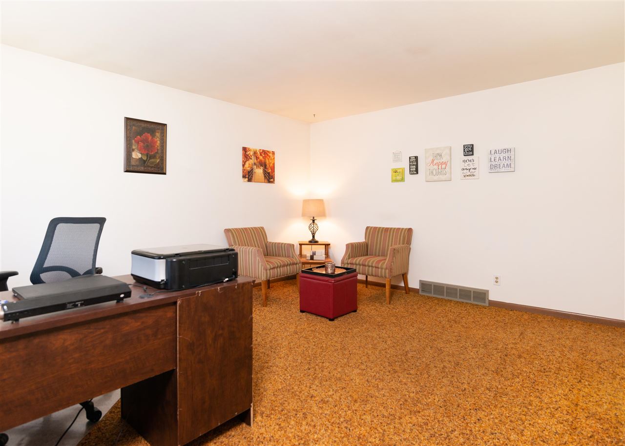 1306 Wellesley Road Rockford, IL 61103 - Photo 11 of 32 Gallery Image 11
