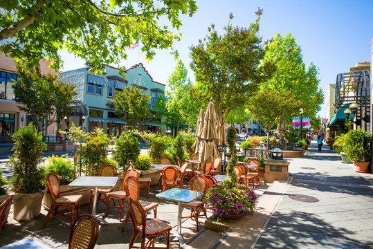 100 East Middlefield Road, Unit 6G Mountain View, CA 94043 - Photo 34 of 34 a group of cars parked in front of a house